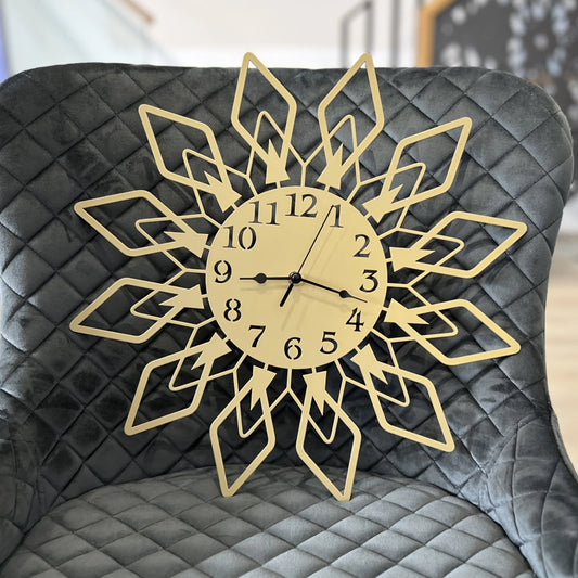 Zidni sat zlatni metalni