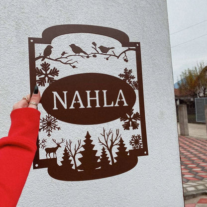 Metalni natpis za adresu smedji