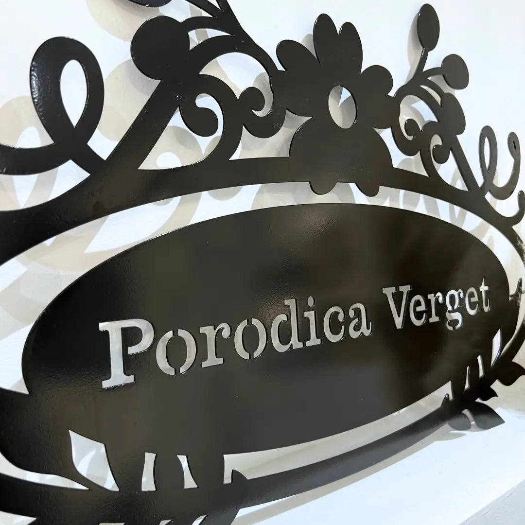 Metalni natpis za adresu crna